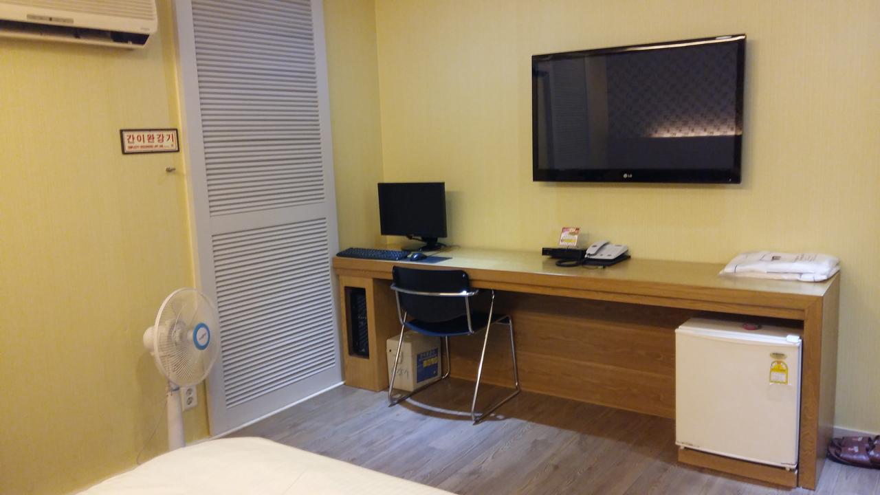 Residence R Hotel Daegu Exterior foto